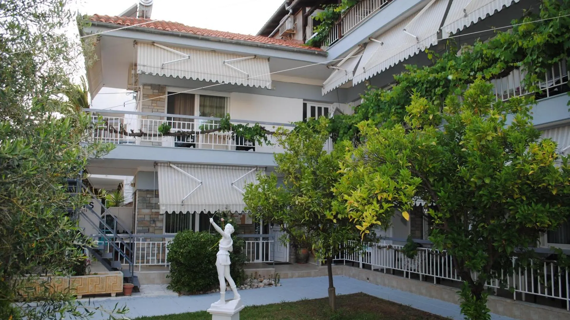 Artemis Apartments Paralia Dionysiou